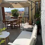 La Dolce Vita Апартаменты Интра