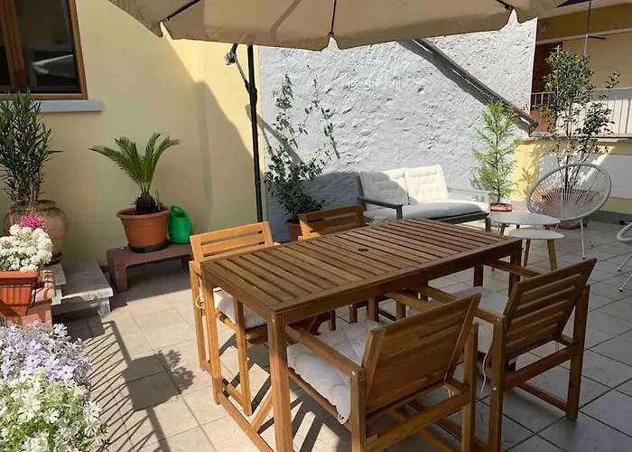 La Dolce Vita Apartment Intra